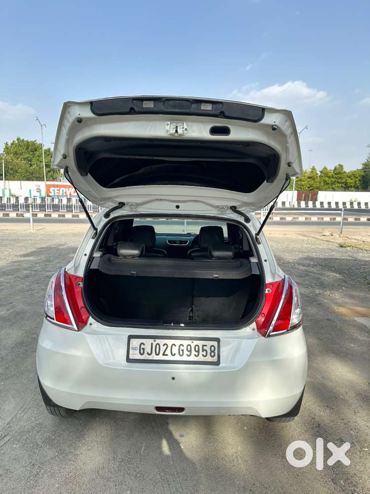 Maruti Suzuki Swift 2017 Diesel 113000 Km Driven