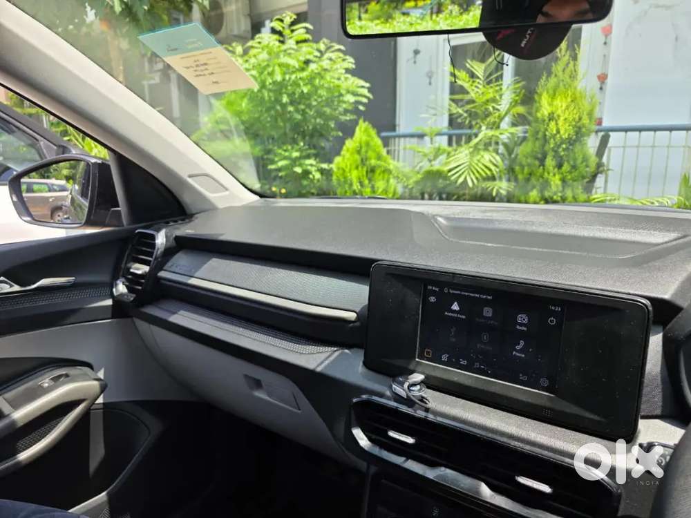 Skoda Kylaq Signature 2025