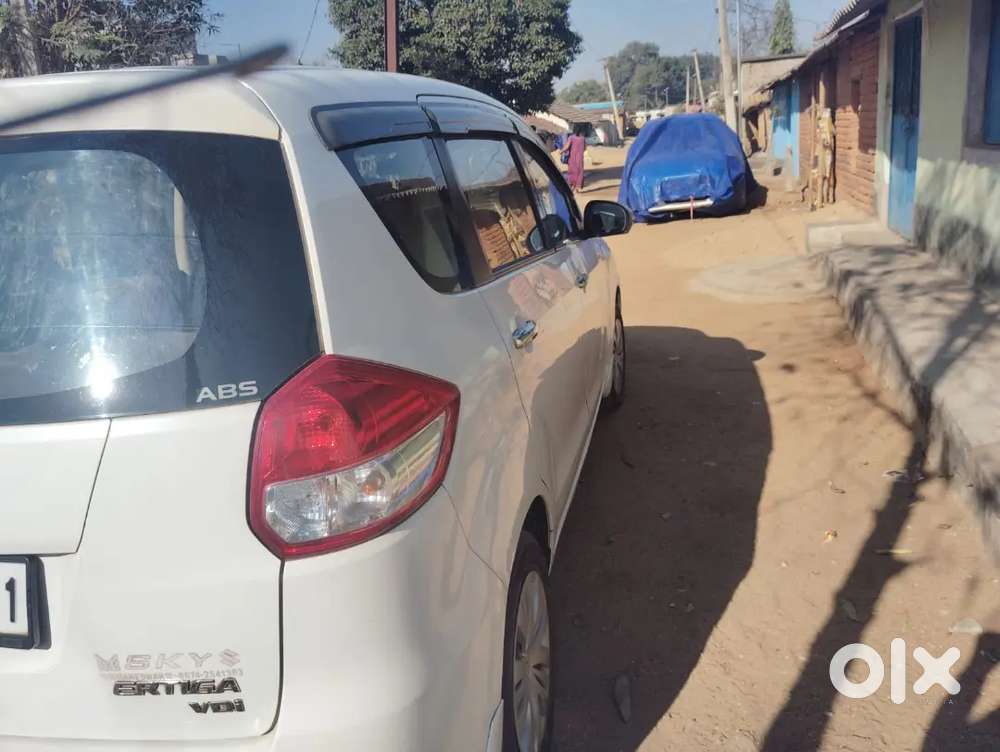 Maruti Suzuki Ertiga 2013