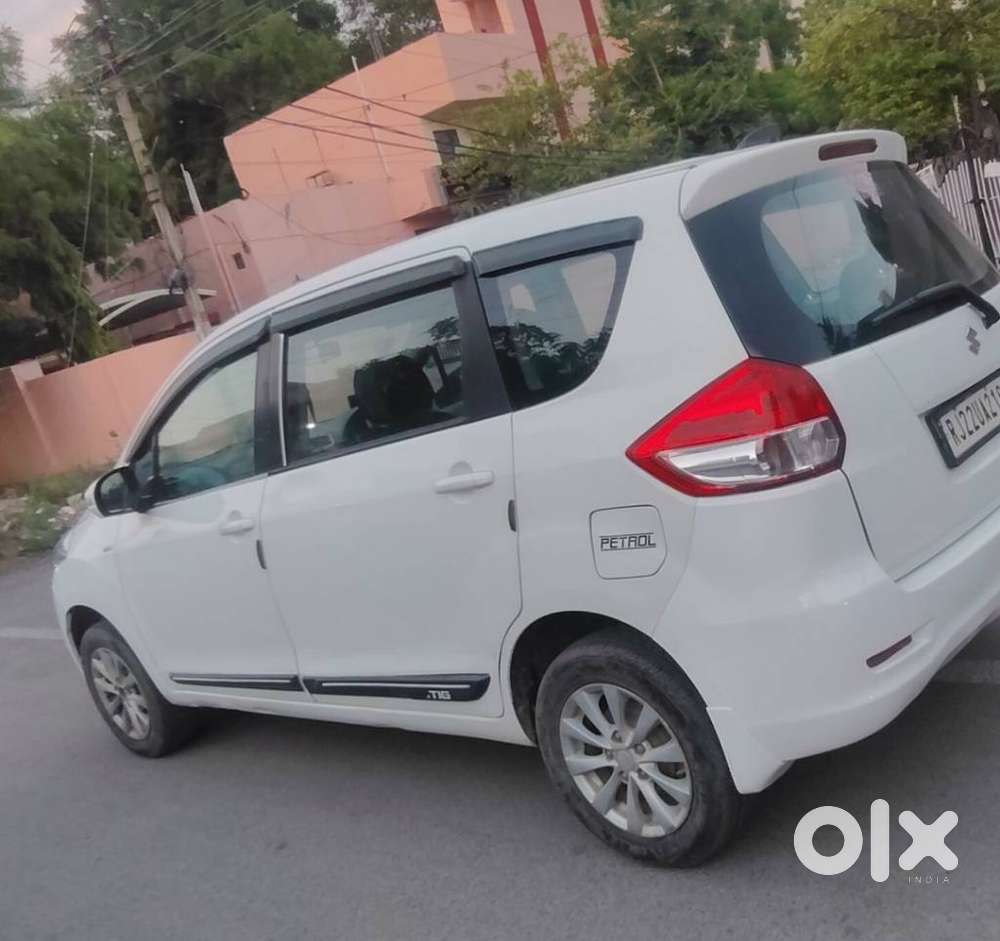Maruti Suzuki Ertiga Zxi Plus Petrol, 2013, Cng & Hybrids