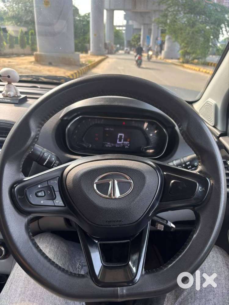 Tata Tiago 1.2 Revotron Xt (o), 2023, Petrol