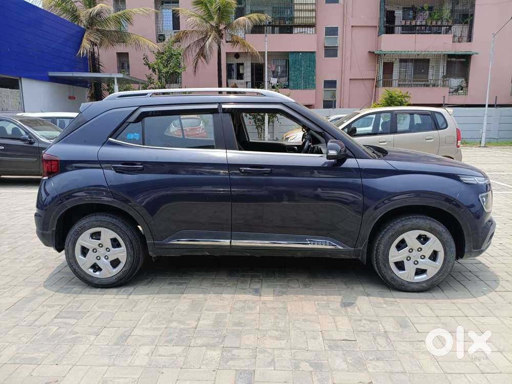 Hyundai Venue 1.2 S Plus, 2021, Petrol