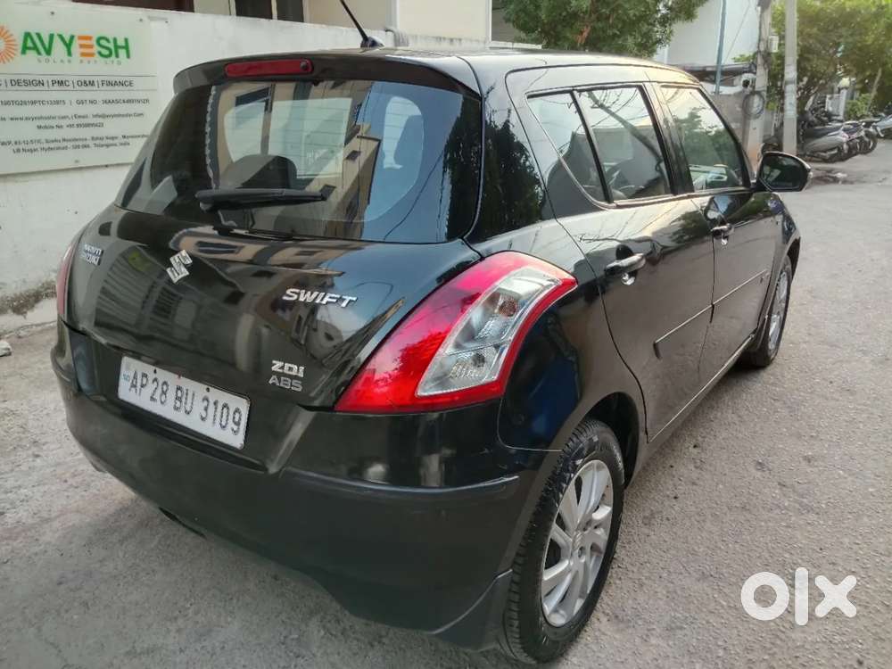 Maruti Suzuki Swift Zdi, 2012, Diesel