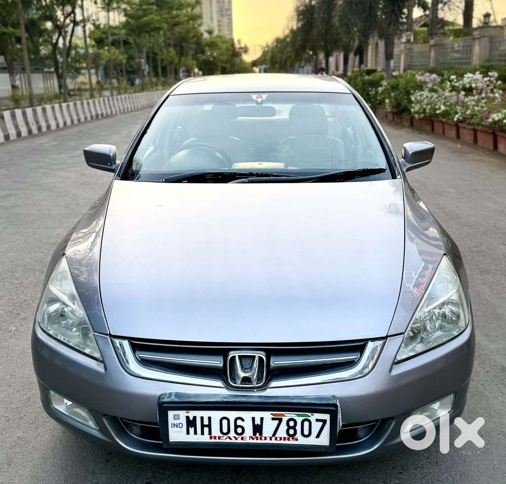 Honda Accord 2.4 Manual, 2004, Petrol