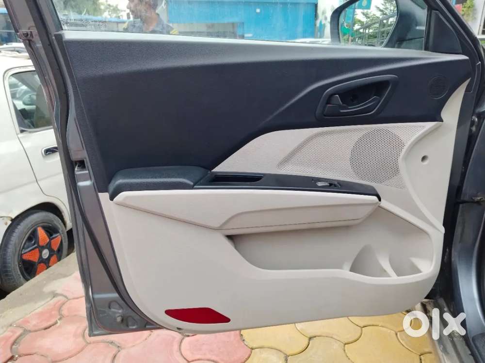 Mahindra Xuv300 W6 Diesel, 2021, Diesel