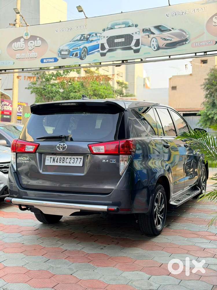 Toyota Innova Crysta