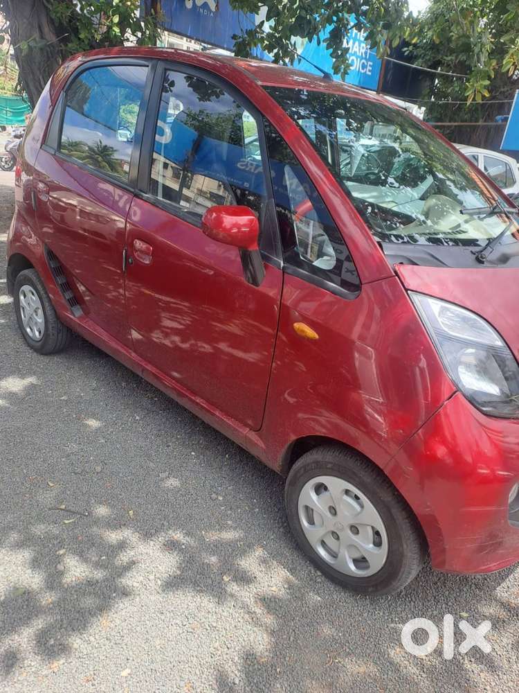 Top-end 2015 Tata Nano Xta Automatic (petrol)  Power Steering & Ac