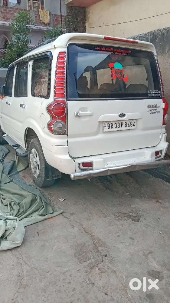 Mahindra Scorpio 2014 Petrol