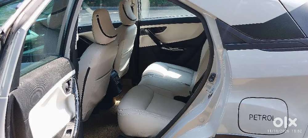 Tata Nexon 2025 Petrol Manual