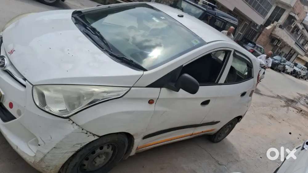 Hyundai Eon Magna+ 2018 Variant