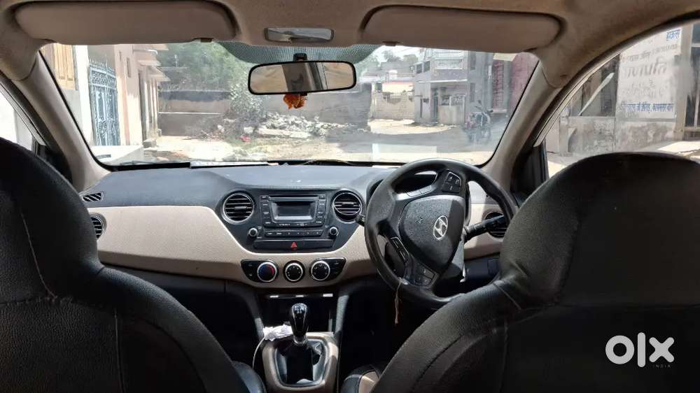 Hyundai Xcent Diesel 2015 Variant