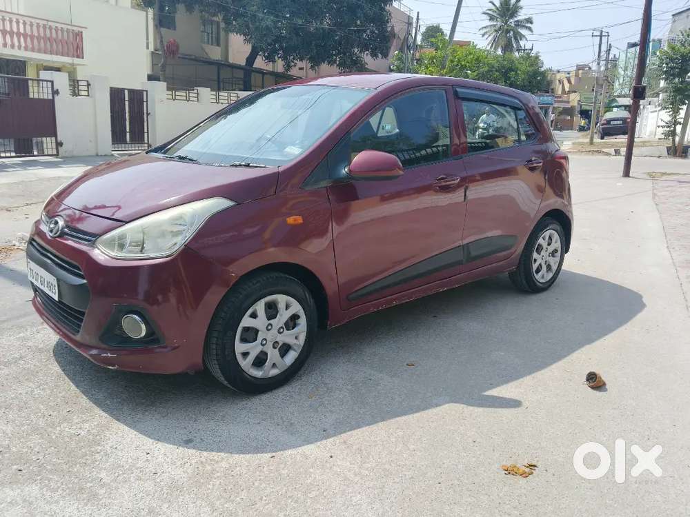 Hyundai Grand I10 2015 Diesel 80000 Km Driven