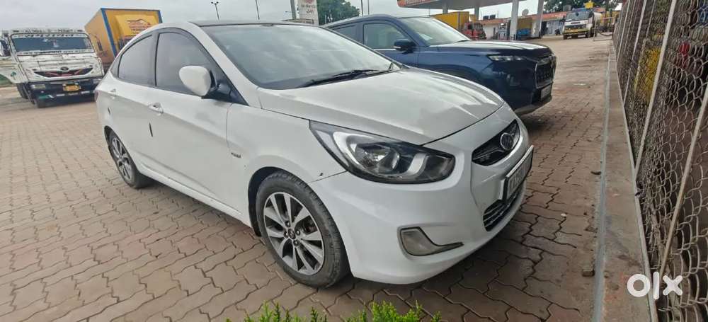 Hyundai Verna 2013 Diesel Manual