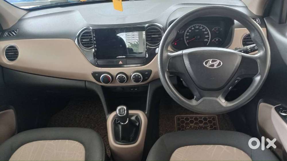 Hyundai Grand I10 Sportz, 2013, Petrol