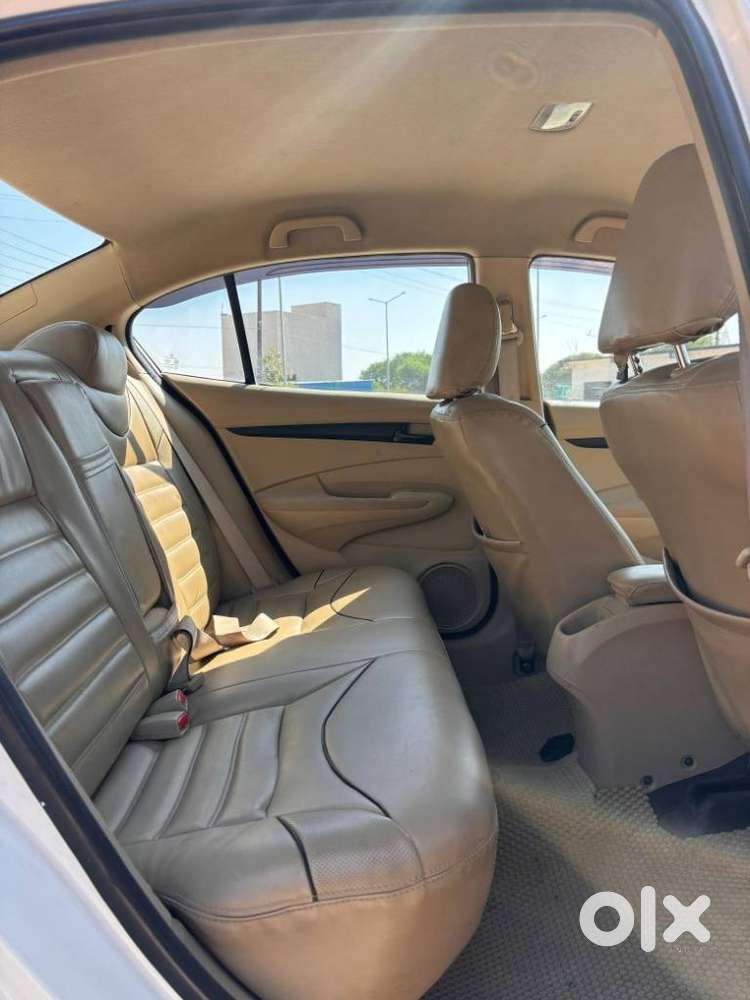 Honda City Edge Edition Sv, 2013, Petrol