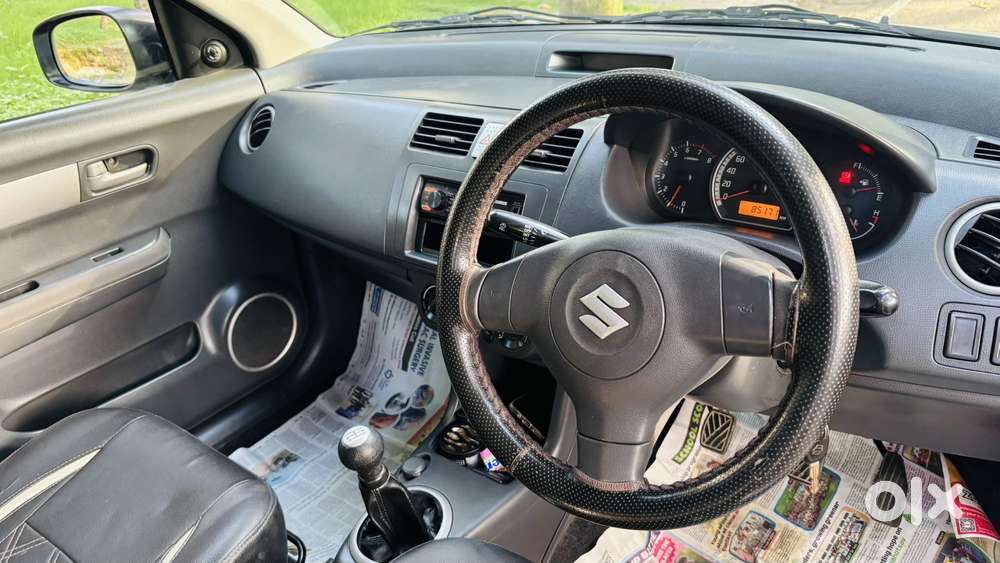 Maruti Suzuki Swift Vxi + Manual, 2007, Petrol