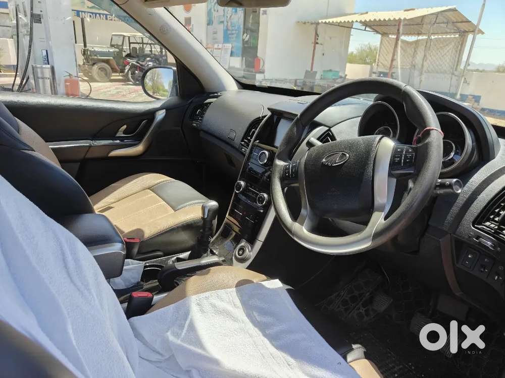 Xuv 500 W7 Diesel Single Handed Driven In Great Condition.