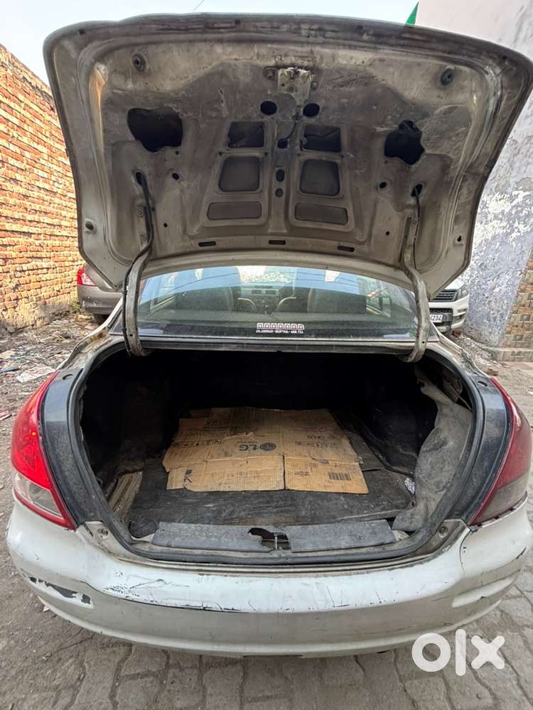 Maruti Swift Dzire Vdi 2010