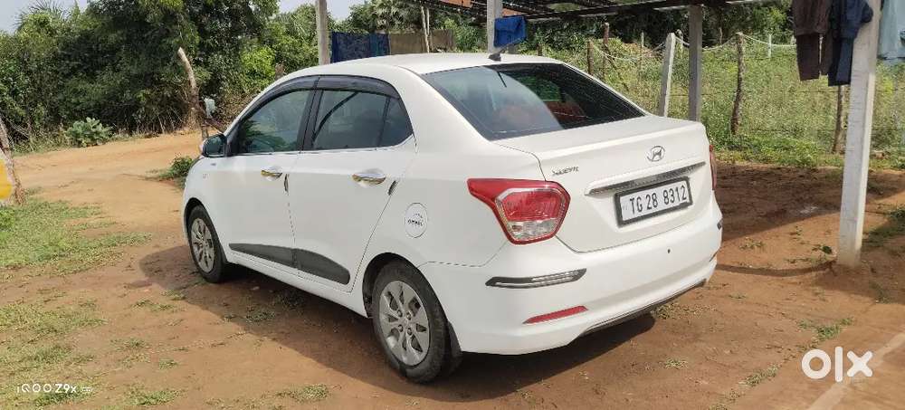 Hyundai Xcent 2016 Diesel Manual Car