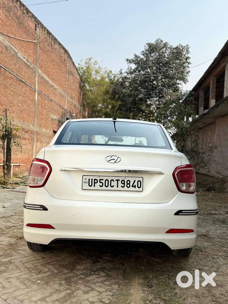 Hyundai Xcent Petrol/cng Excellent Condition.