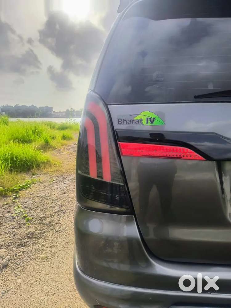Toyota Innova 2014 Diesel Well Maintained