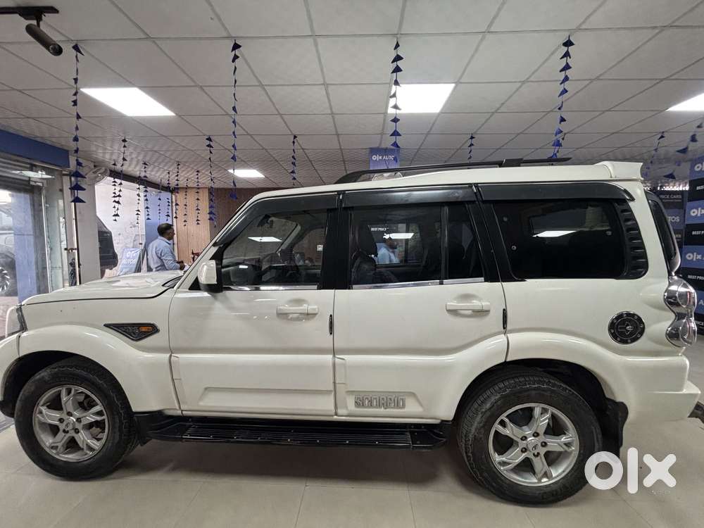 Mahindra Scorpio S10, 2017, Diesel