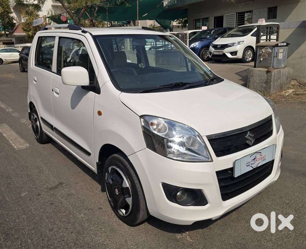 Maruti Suzuki Wagon R Vxi Amt1.2, 2017, Petrol