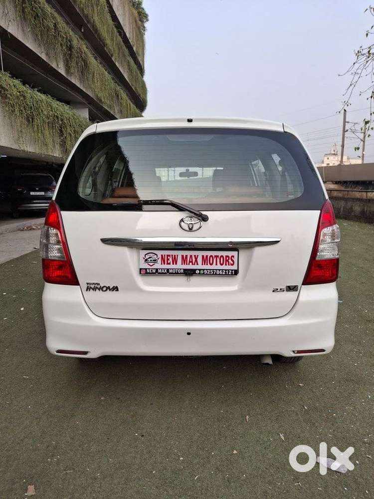 Toyota Innova 2.5 V 7 Str, 2010, Diesel