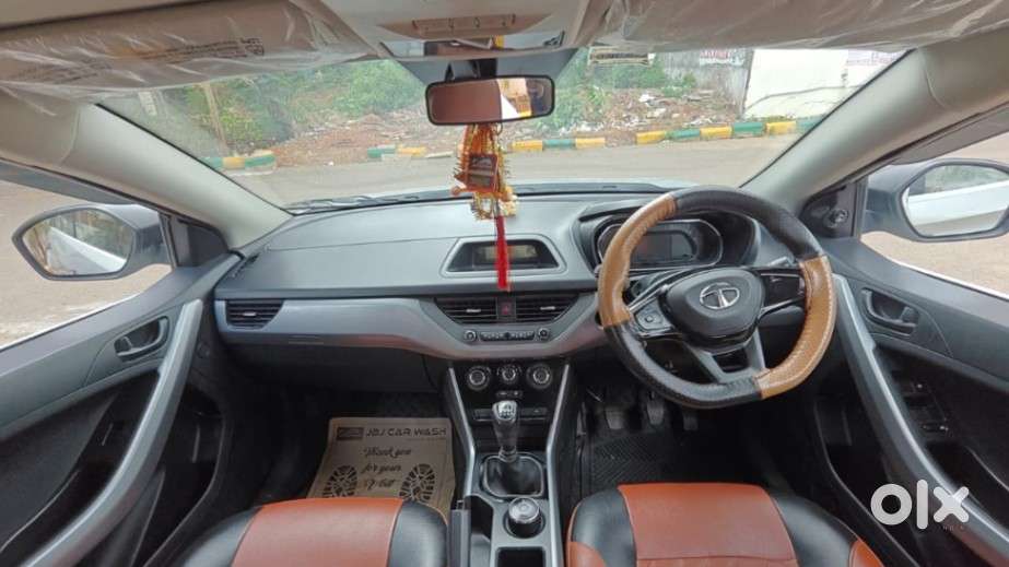 Tata Nexon 1.5 Revotorq Xm (s), 2021, Diesel