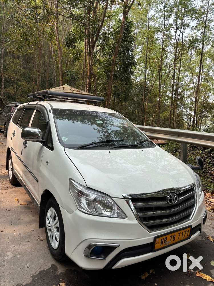 Toyota Innova 2012-2013 2.5 E Diesel Ms 8-seater, 2016, Diesel