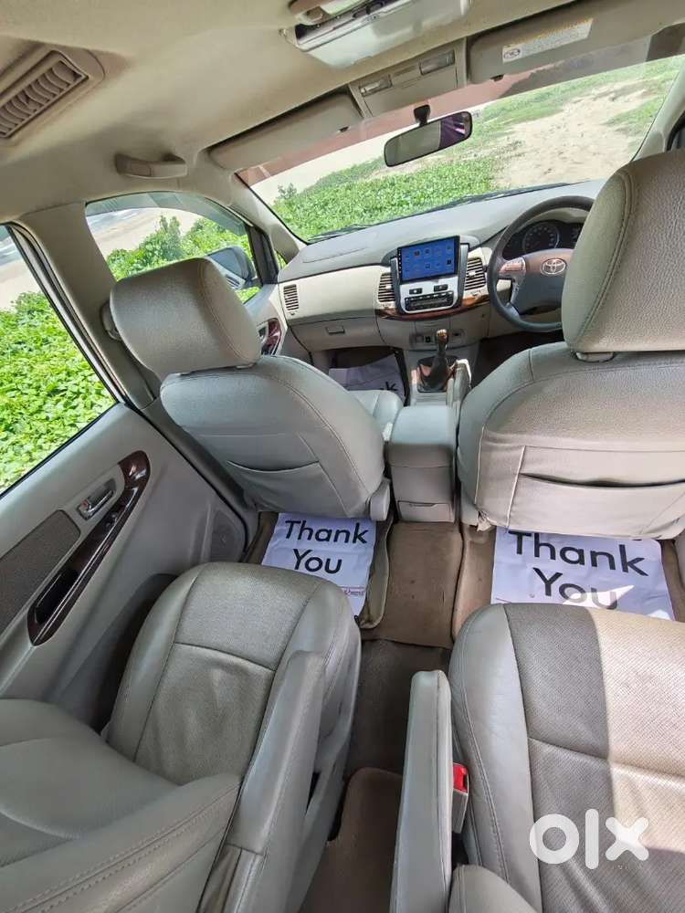 Toyota Innova V Diesel 2014