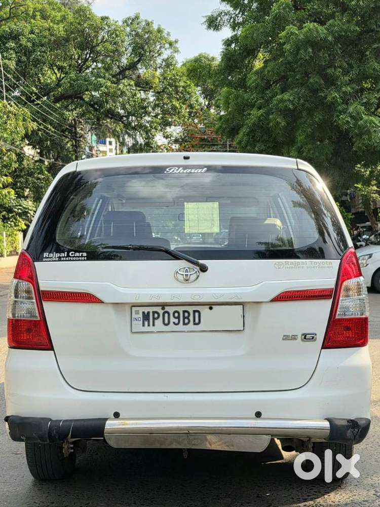 Toyota Innova 2.5 G (diesel) 8 Seater, 2014, Diesel