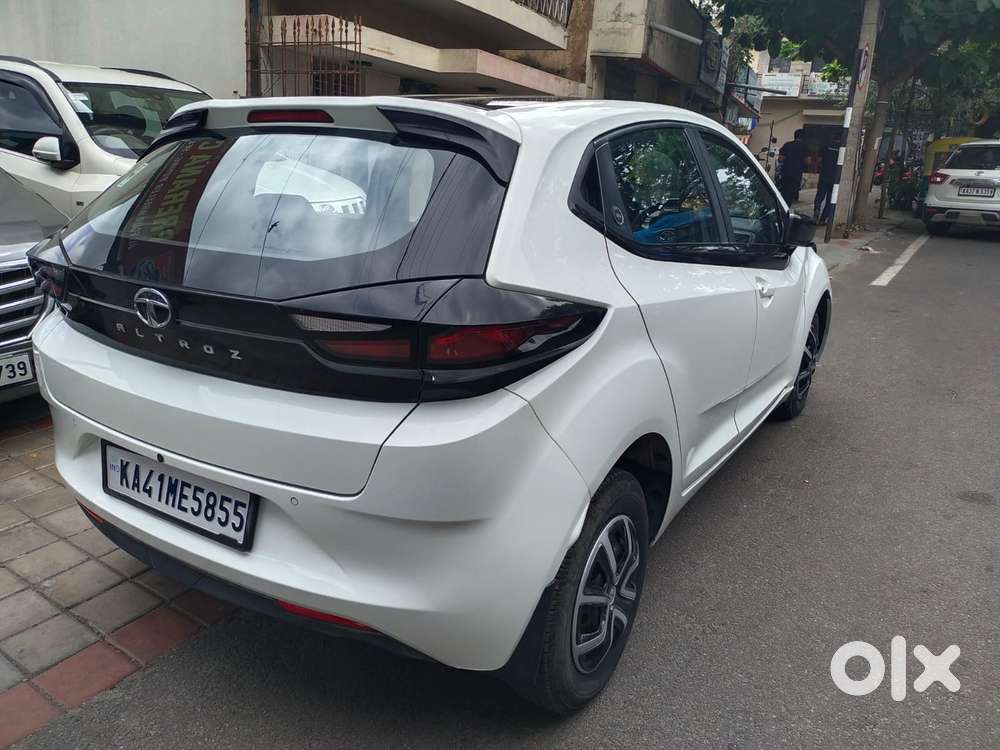 Tata Altroz Xe Petrol, 2023, Petrol