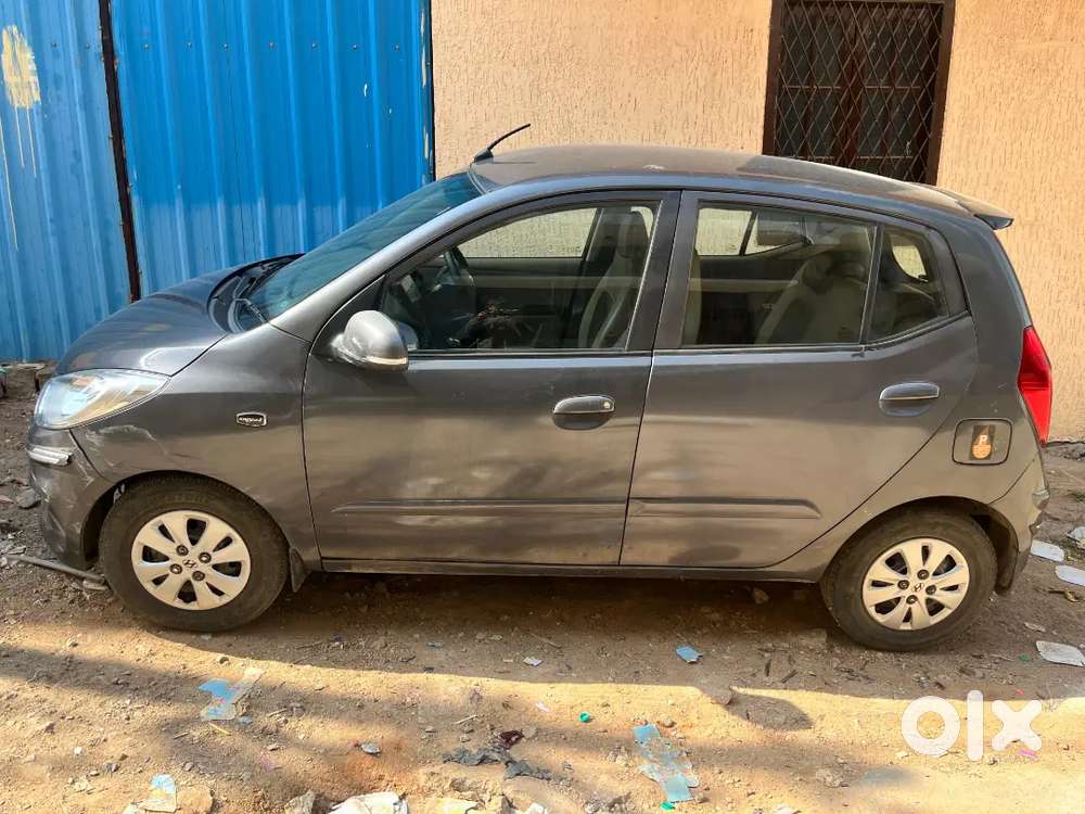 Hyundai I10 Sportz At (2011)  Single Owner  Smooth Automatic