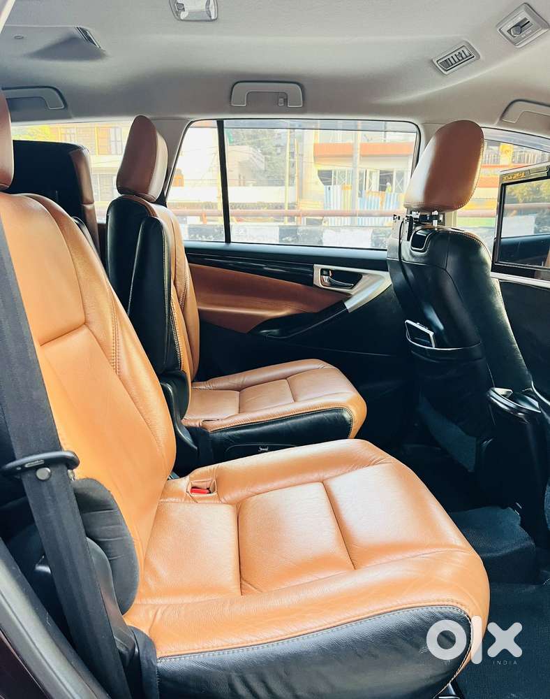 Toyota Innova Crysta 2.7 Gx At, 2019, Petrol