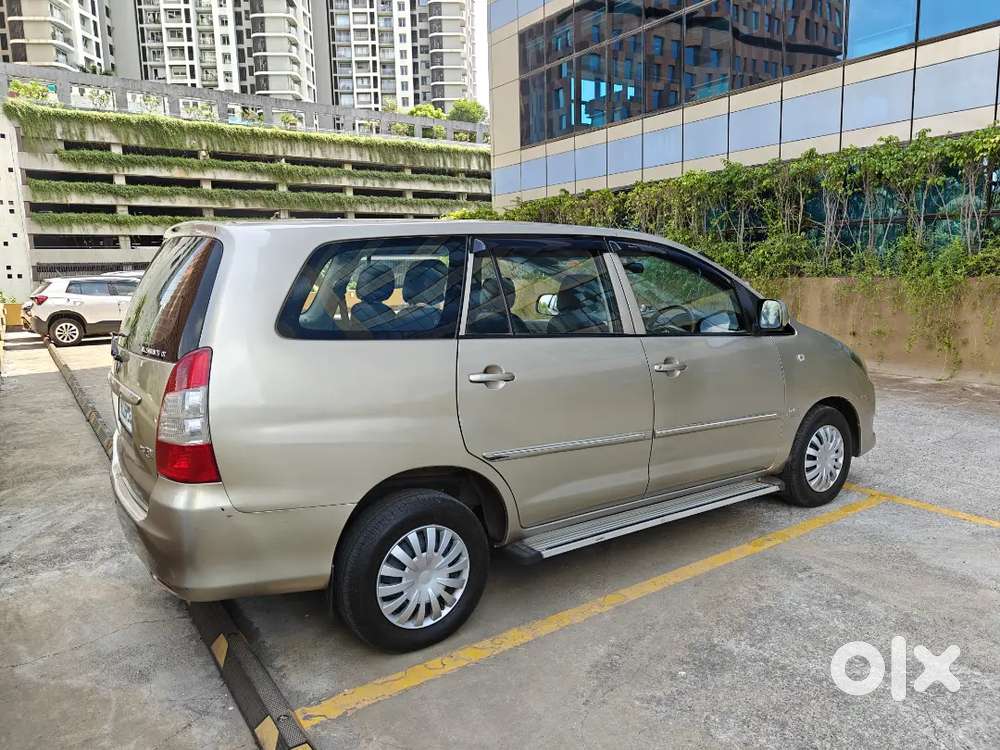 Innova G 2011-family Used