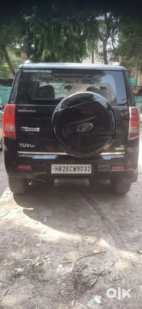 Mahindra Tuv 300 2016 Diesel 68000 Km Driven