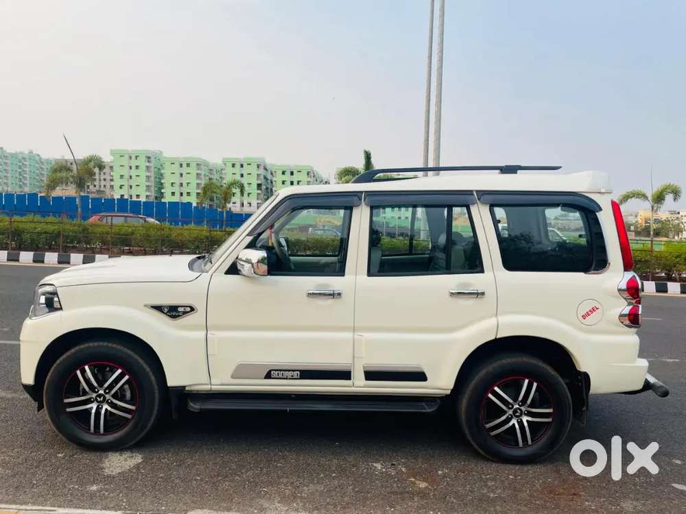 Mahindra Scorpio Classic 2024 Diesel Mt Str