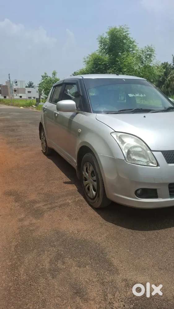 Maruthi Suzuki Swift Vxi