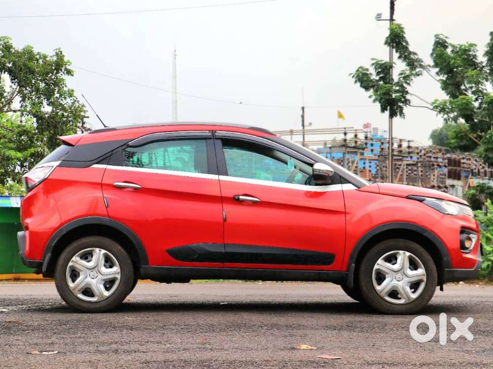 Tata Nexon 1.2 Revotron Xm (s), 2021, Petrol