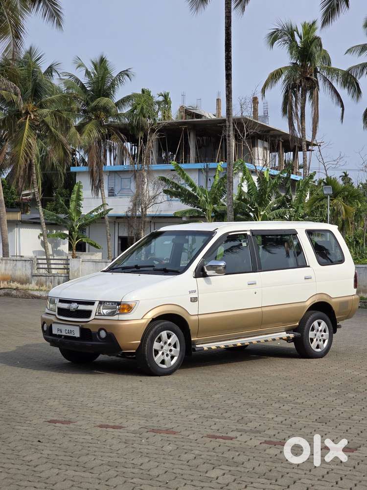 Chevrolet Tavera Neo Ls B3 - 7 Seats Bsii, 2012, Diesel