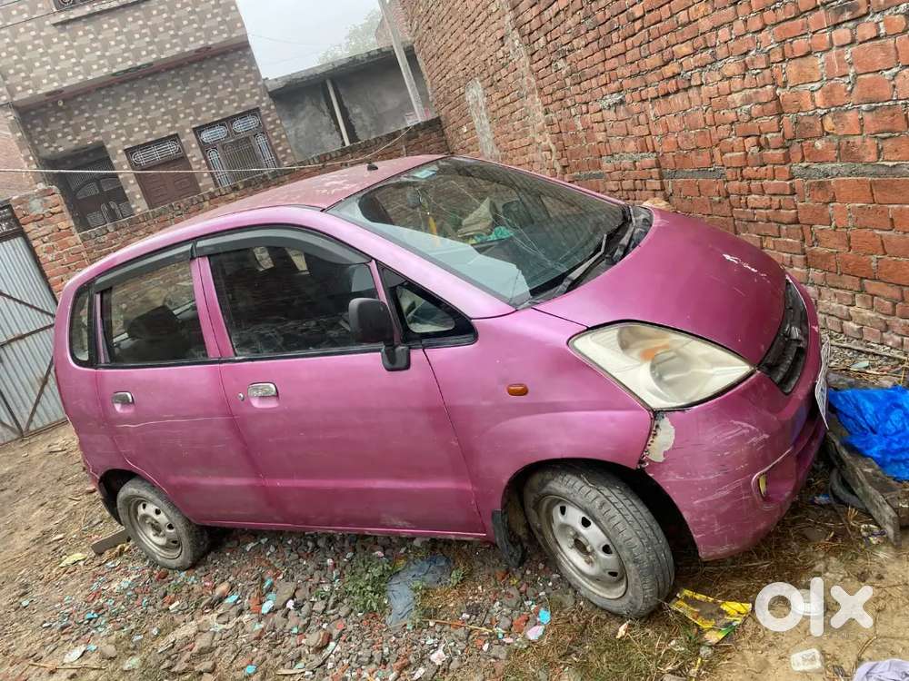 Maruti Suzuki Estilo 2012
