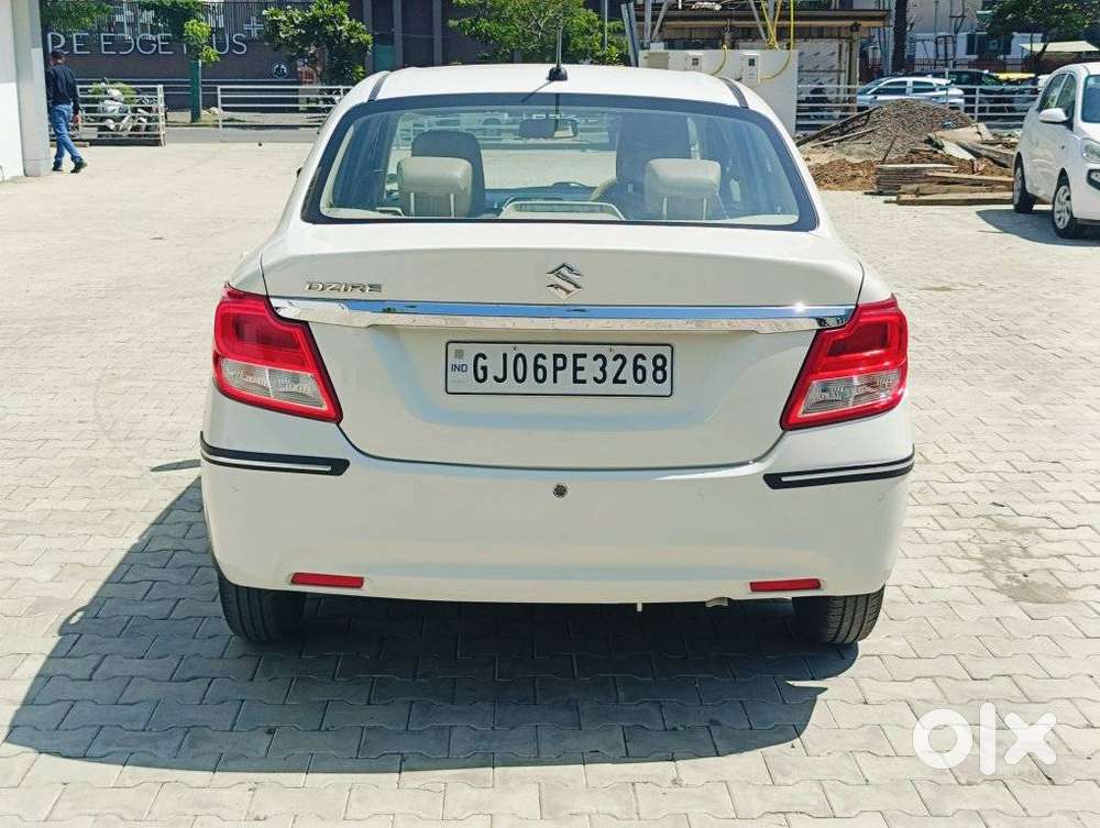 Maruti Suzuki Dzire 1.2 Vxi Amt, 2021, Petrol