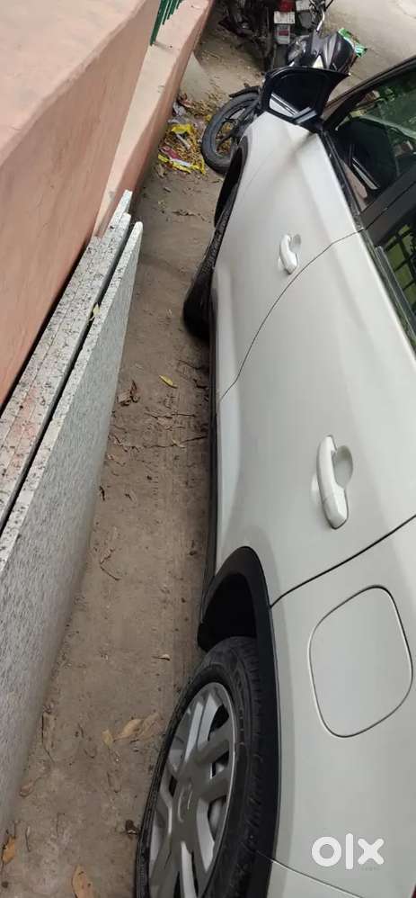 Maruti Brezza Lxi Hybrid 2020