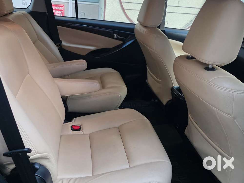 Toyota Innova Crysta [2020-ongoing] 2.4 Gx 7 Str, 2022, Diesel