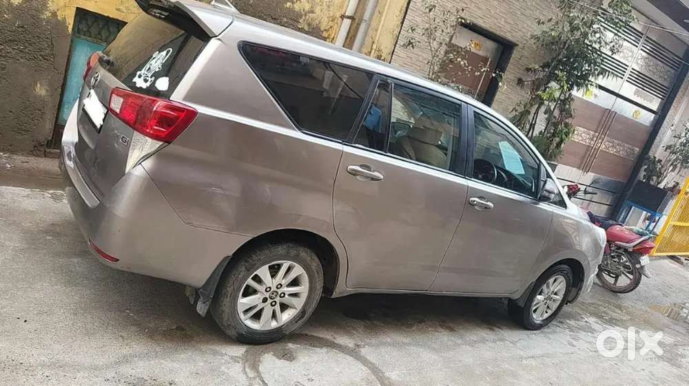 Toyota Innova Crysta 2019
