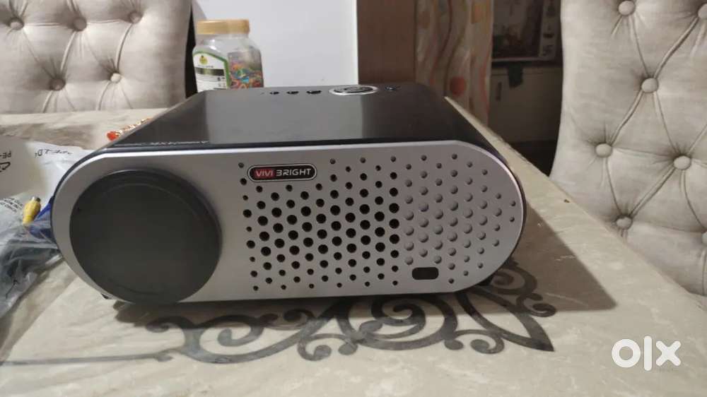 Full HD projector