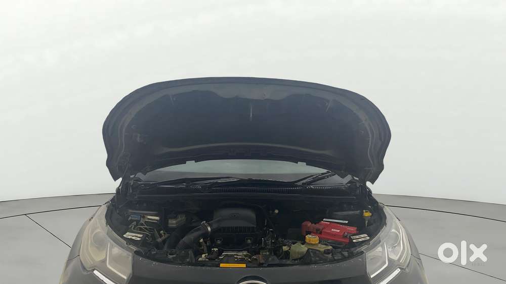 Tata Nexon 1.2 Revotron Xz Plus, 2022, Petrol