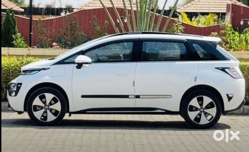 Mg Windsor Ev Essence, 2024, Electric