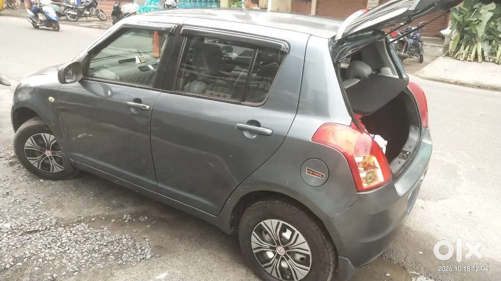 Maruti Suzuki Swift 2011 Vxi Manual